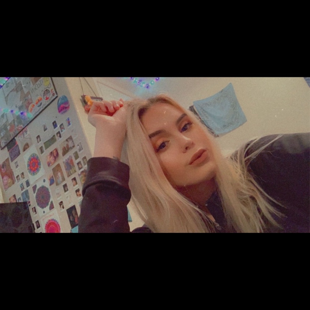 Meet your Posher, Ashlee